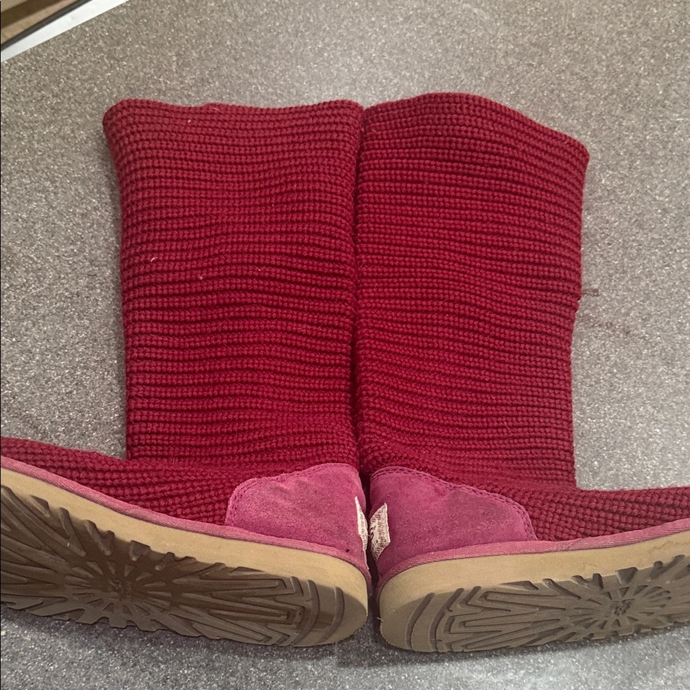 UGG Women's Burgundy Knit Tall Button Boots. - Picture 5 of 6